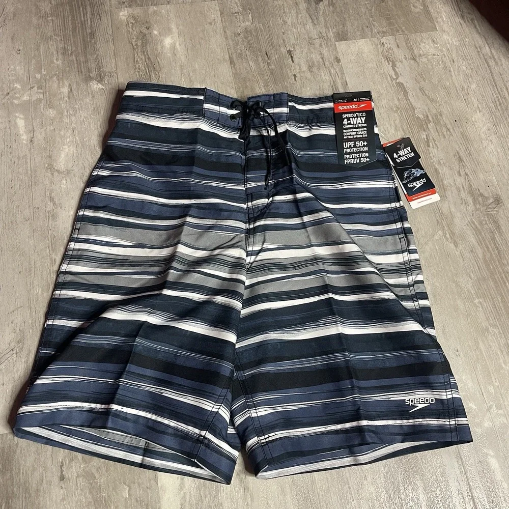 Speedo Swim trunks Size Medium‎ 4-Way Comfort Stretch UPF 50+ Z-358